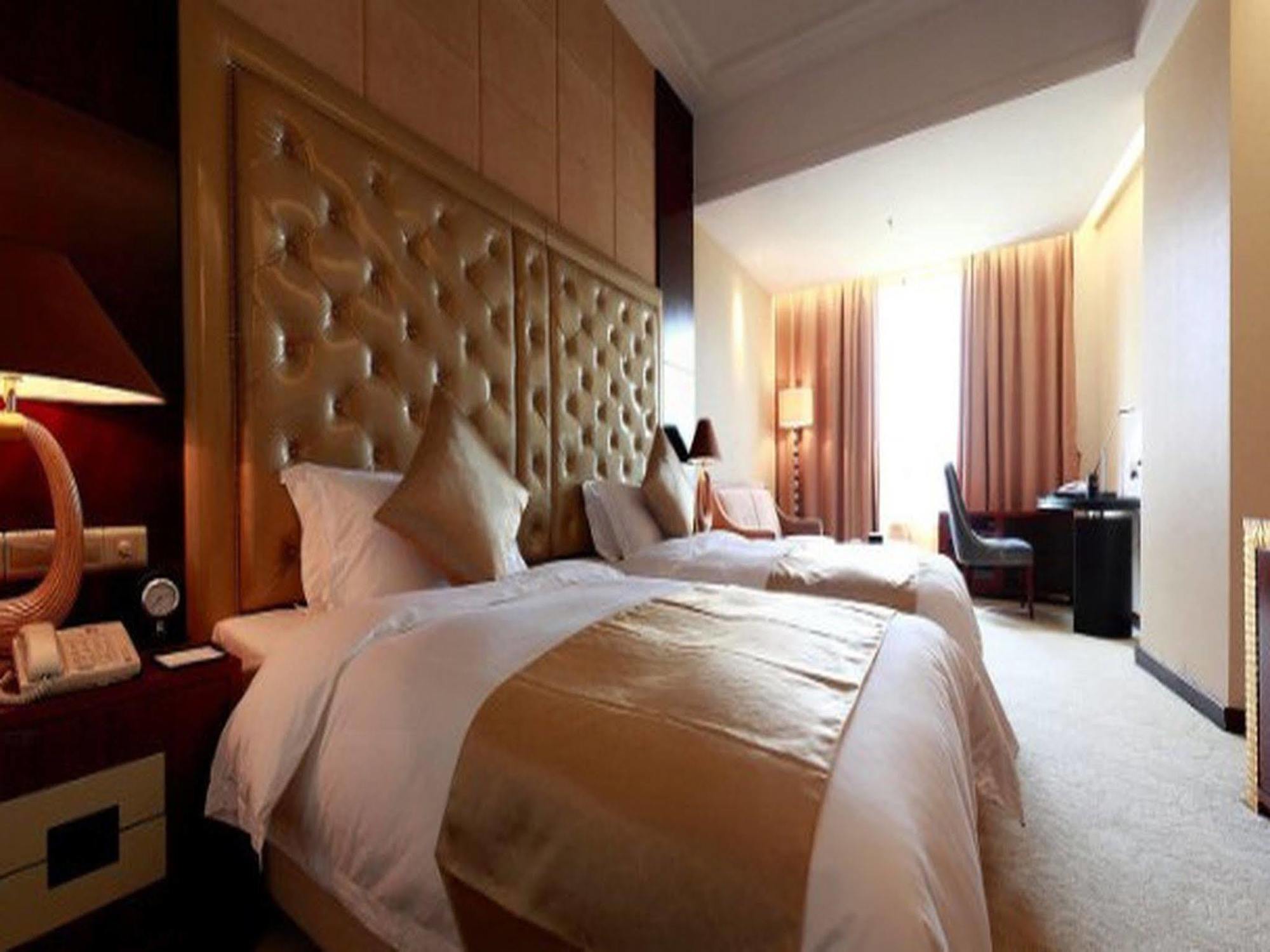 Yue Xiu Hotel Guangzhou Eksteriør billede